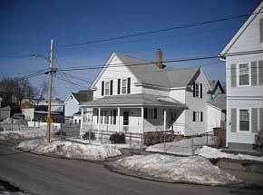 2nd image of 114 1/2 Ash St