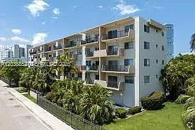 The Isles Condo — Photo 2