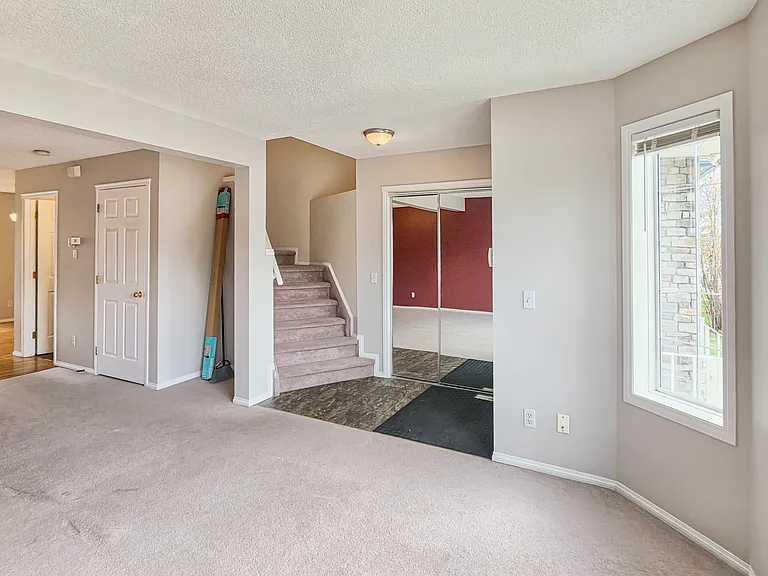 171 Taravista St NE — Photo 6