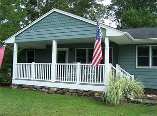 1530 Forge Pond Rd, Brick, NJ 08724