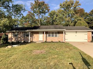 6263 Oakcreek Dr, Cincinnati, OH 45247