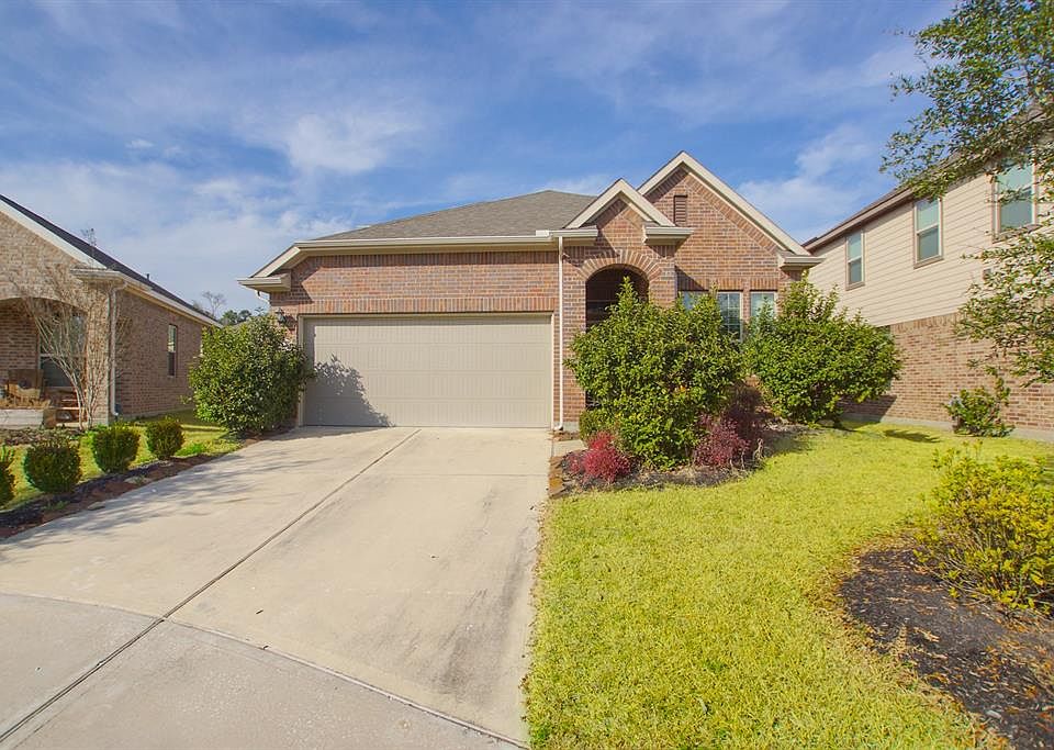 1st image of 38 Butternut Grove Pl