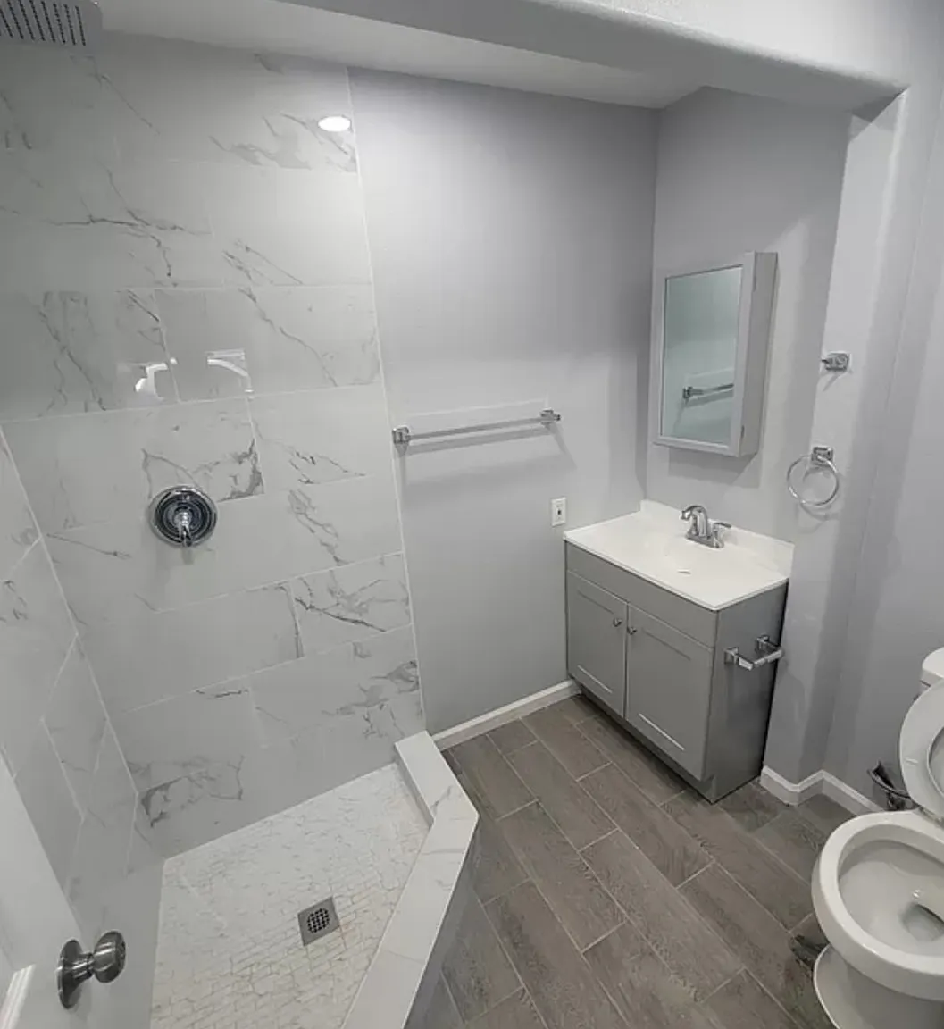 3946 Saturn Ave — Photo 2