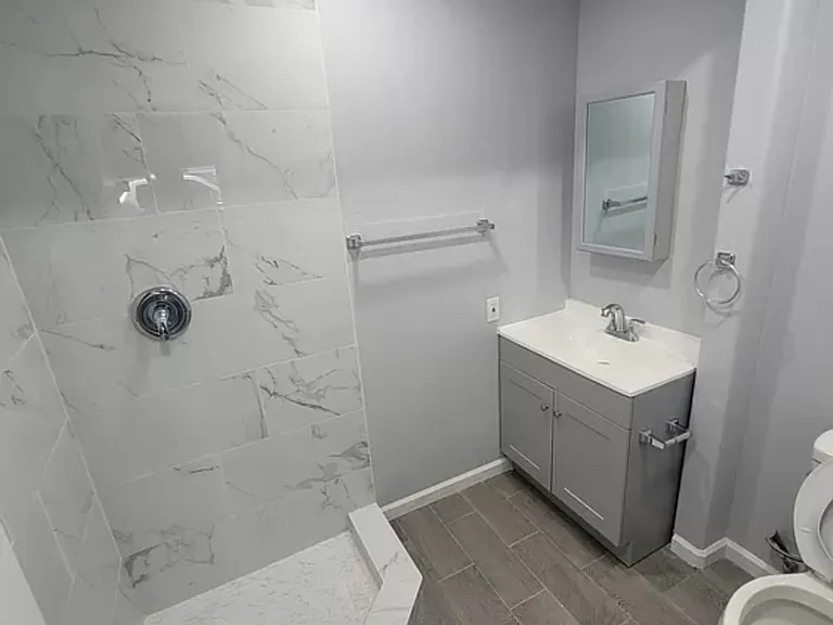 3946 Saturn Ave — Photo 3
