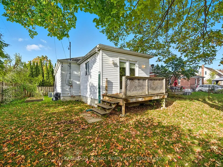 559 Hamilton St — Photo 48