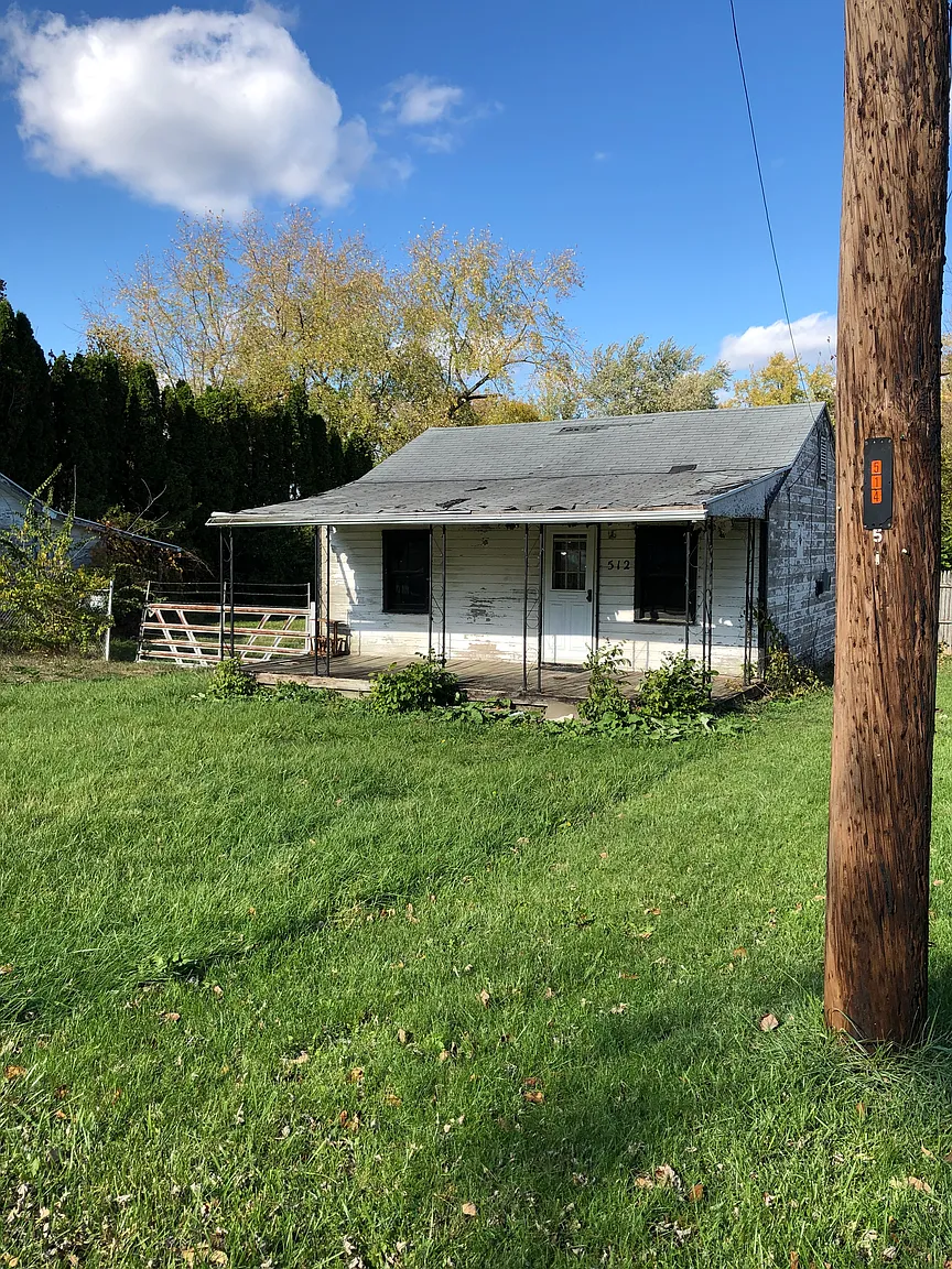 512 Kinnane Ave photo 1