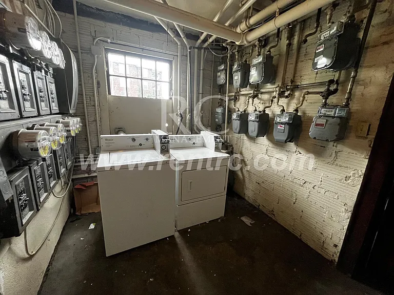 210-145 N Walnut St — Photo 12
