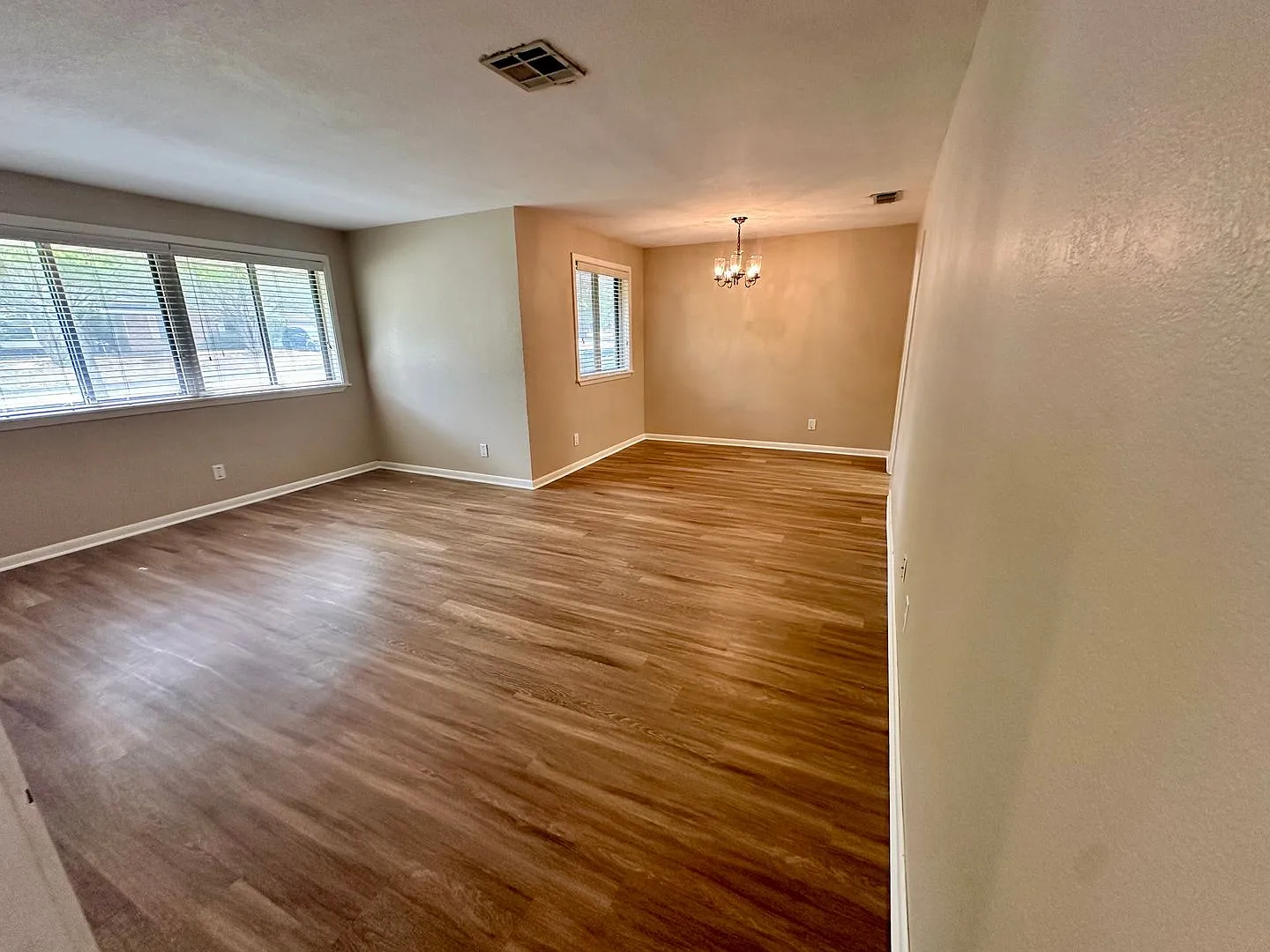 Coming Soon! | Single-Story 3 Bed, 2.5 Bath | Prime Waco Location | Pet Restrictions — Photo 4