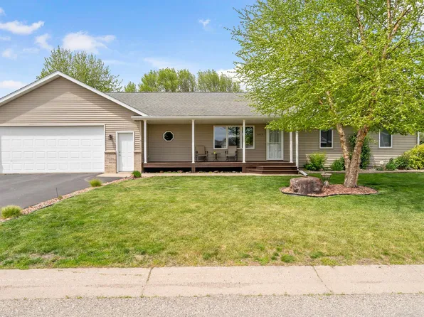 605 Turner Dr, Henderson, MN 56044