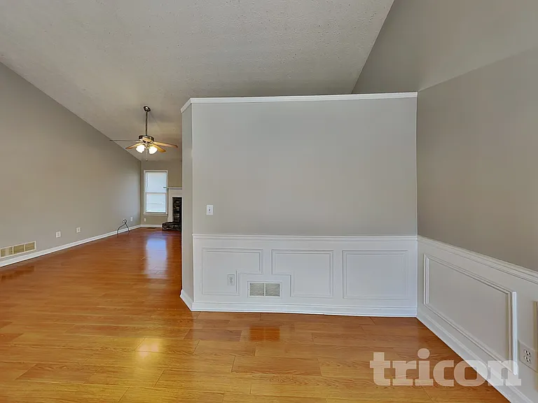403 Bennett Farms Pl — Photo 4