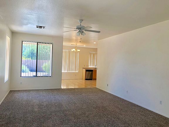 3rd image of 941 E Sherri Dr