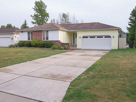 2nd image of 63 Shady Grove Dr