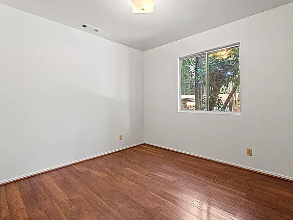 24189 Birch Pl — Photo 10