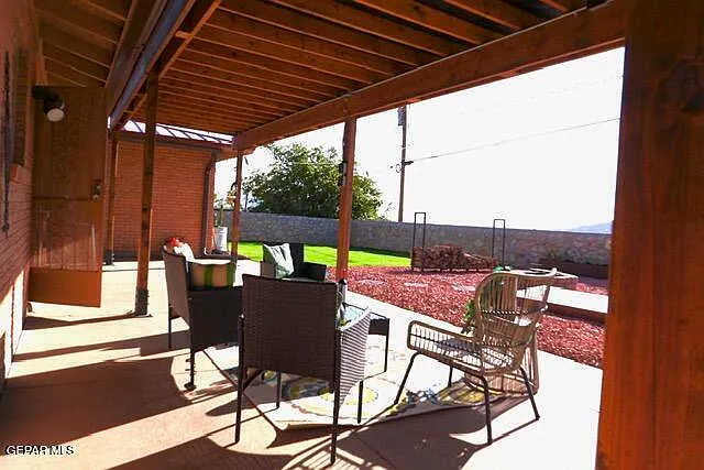 4317 N Stanton St — Photo 24