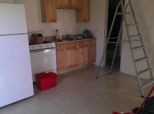 195 Holly St APT 1, Bridgeport, CT 06607