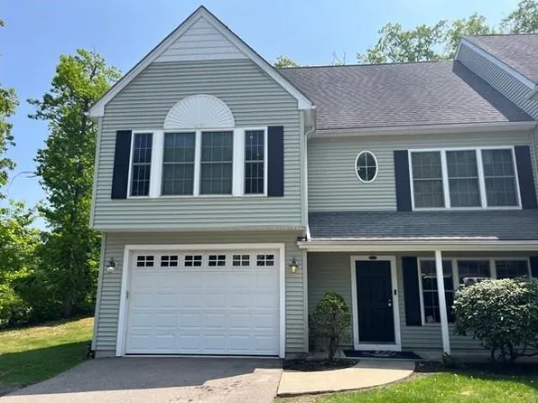 806 Mount Hope St #A, North Attleboro, MA 02760