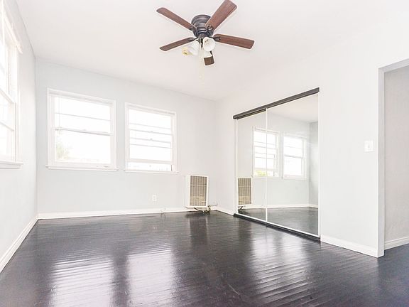 3rd image of 122 S Berendo St #120-3/4