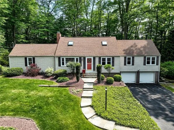 49 Glazier Drive, Glastonbury, CT 06073