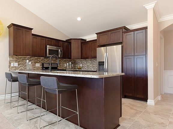5th image of 51064 Paxton Dr