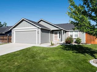5813 Robert Wayne Dr, Pasco, WA
