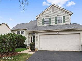 972 Dunhill Rd, Grayslake, IL 60030