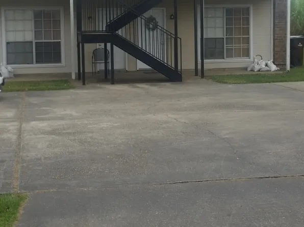 112 Oak Ridge Ave #D, Donaldsonville, LA 70346