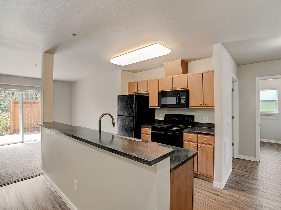 Legacy Oaks Apartments