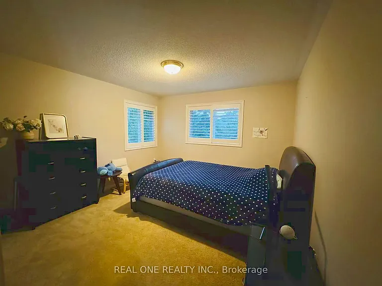 2361 Silverwood Dr — Photo 26