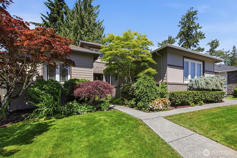 2nd image of 22844 NE 126th Street