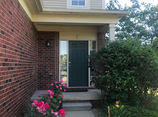 22675 Trillium Dr, Novi, MI 48375