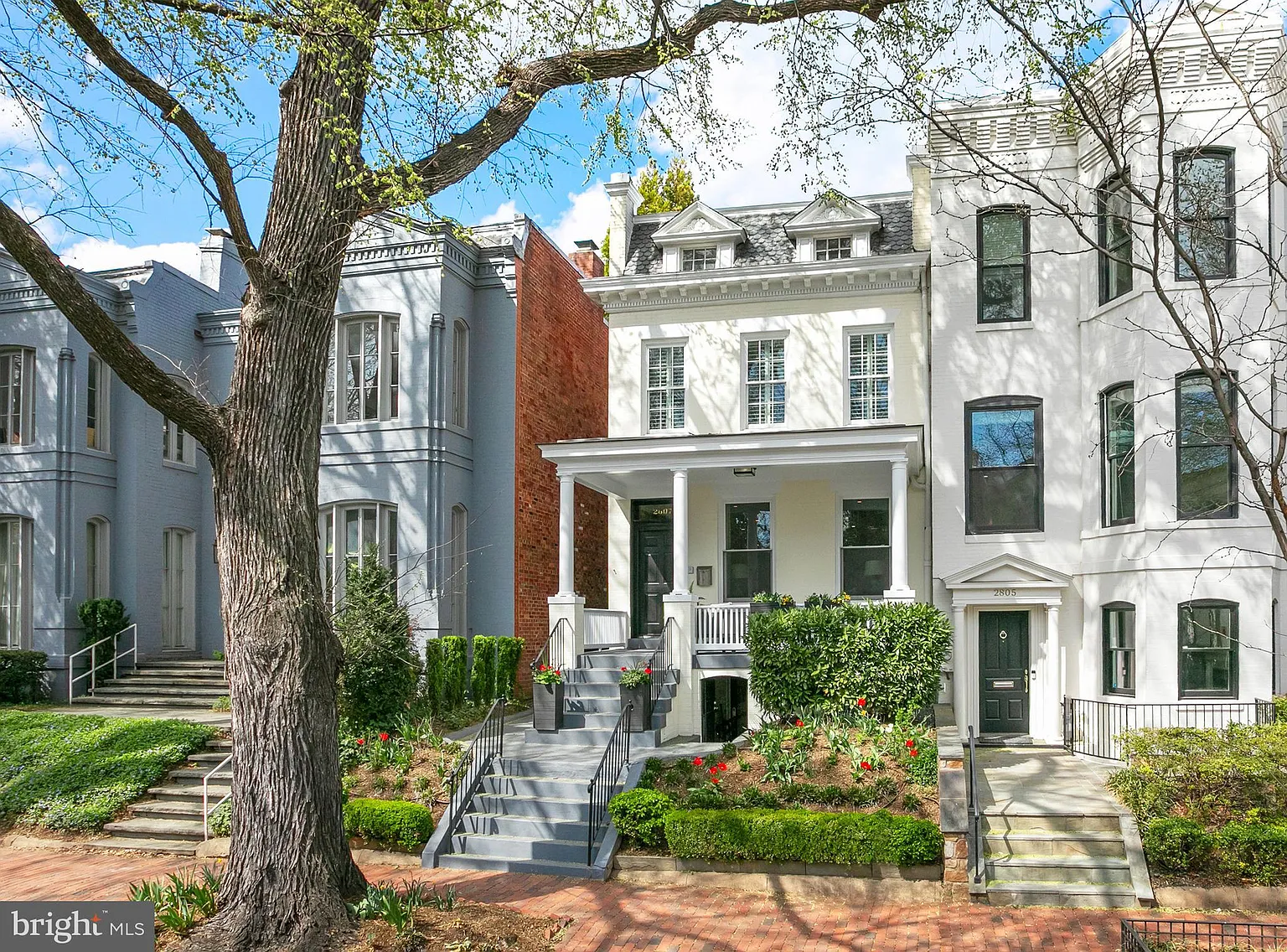 2807 Q St NW photo 1