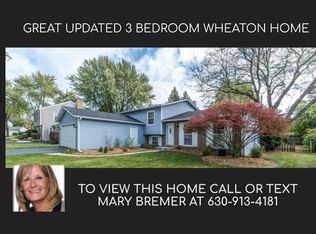1713 La Palma Ct, Wheaton, IL 60189