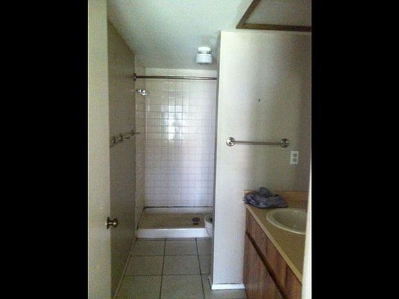 5th image of 4923 Puritan Cir