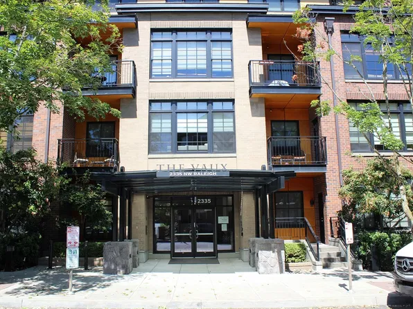 2335 NW Raleigh St Unit A127, Portland, OR 97210