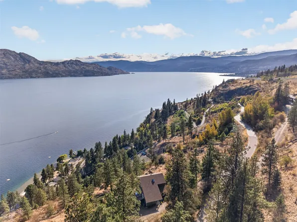 3040 Seclusion Bay Rd, West Kelowna, BC V4T 1W5