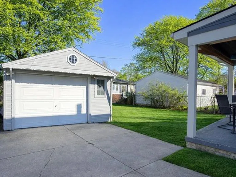 2034 Mortenson Blvd — Photo 26