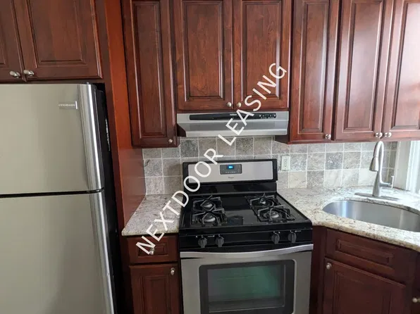 16 E 31st St #1M, Bayonne, NJ 07002
