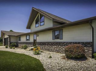10757 E 450 S, Laotto, IN 46763
