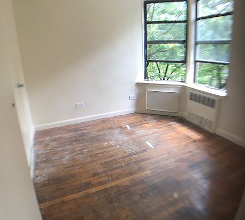 3rd image of 1834 Caton Ave #6E