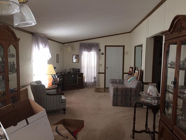 2nd image of 240 Glen Gary Dr