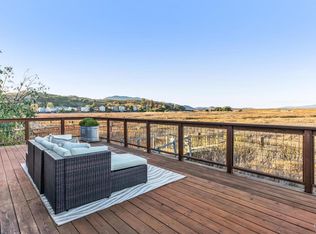 616 Santana Rd, Novato, CA 94945