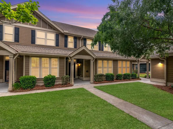 5514 Colonial Chatsworth Cir, North Charleston, SC 29418