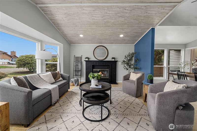5th image of 2401 T Street NW