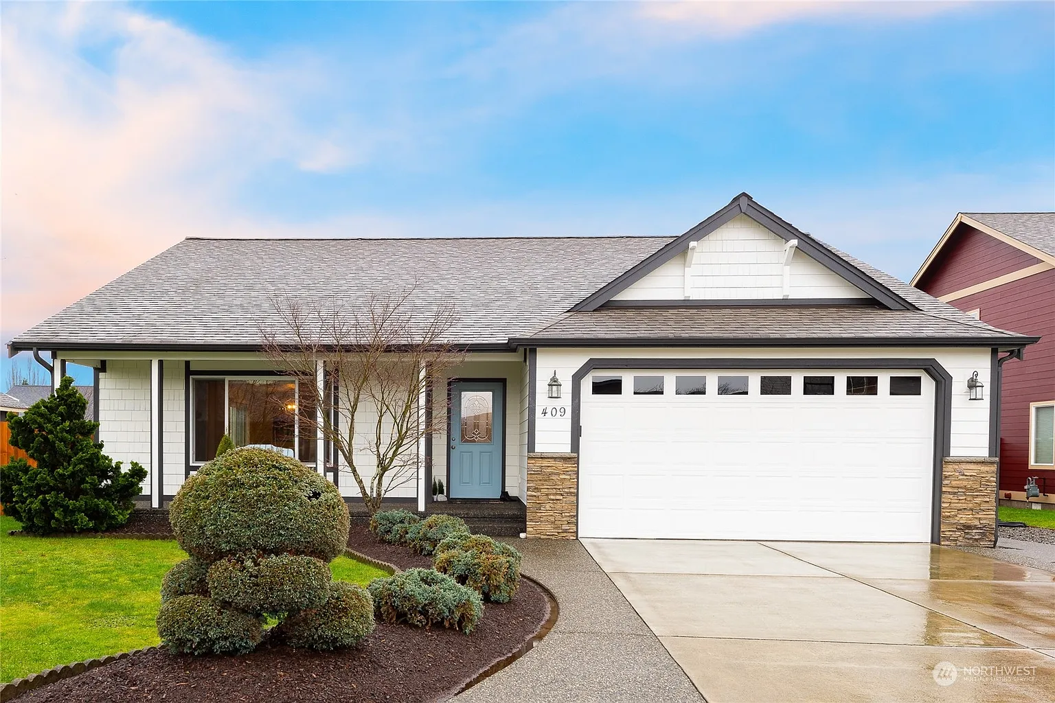 409 Jackson Court photo 1