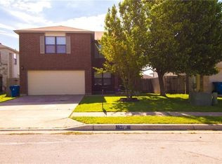 105 Comal Cv, Elgin, TX 78621