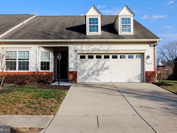 2nd image of 4732 Londonberry Ln