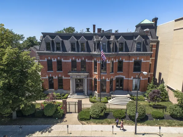 The Knights @ 506 Delaware