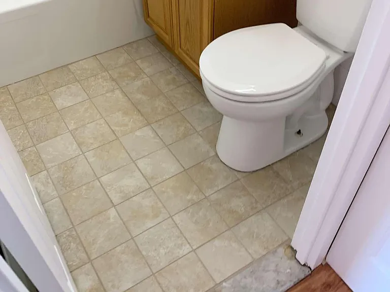 master bathroom with ceramic tile