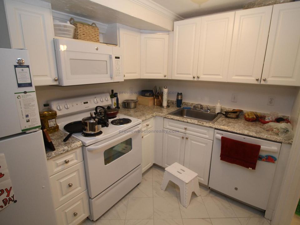 1st image of 40A Harvard Ave #Br
