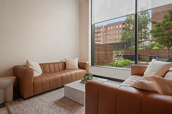 Rented by Living New York | media 18